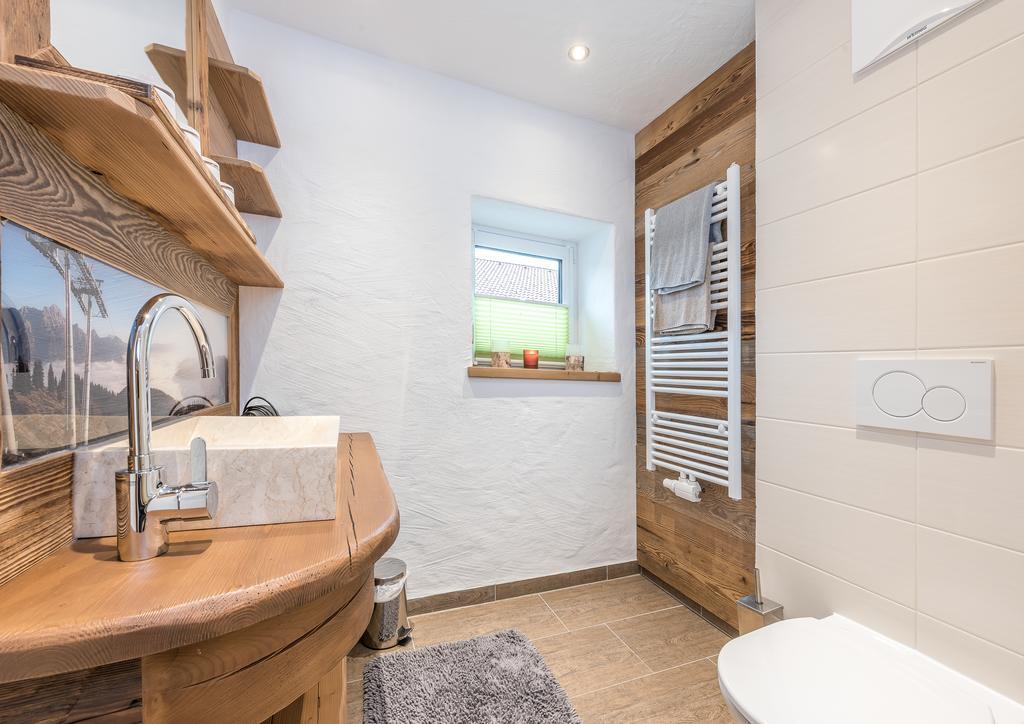 Ferienwohnung Haus Mösenlechner Maishofen Exterior foto