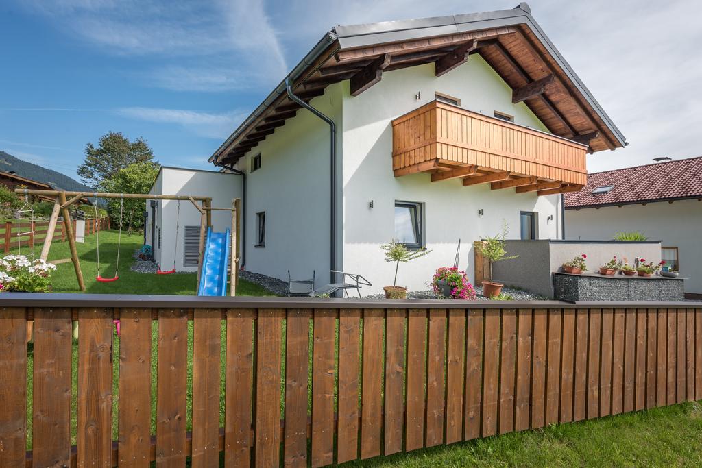 Ferienwohnung Haus Mösenlechner Maishofen Exterior foto